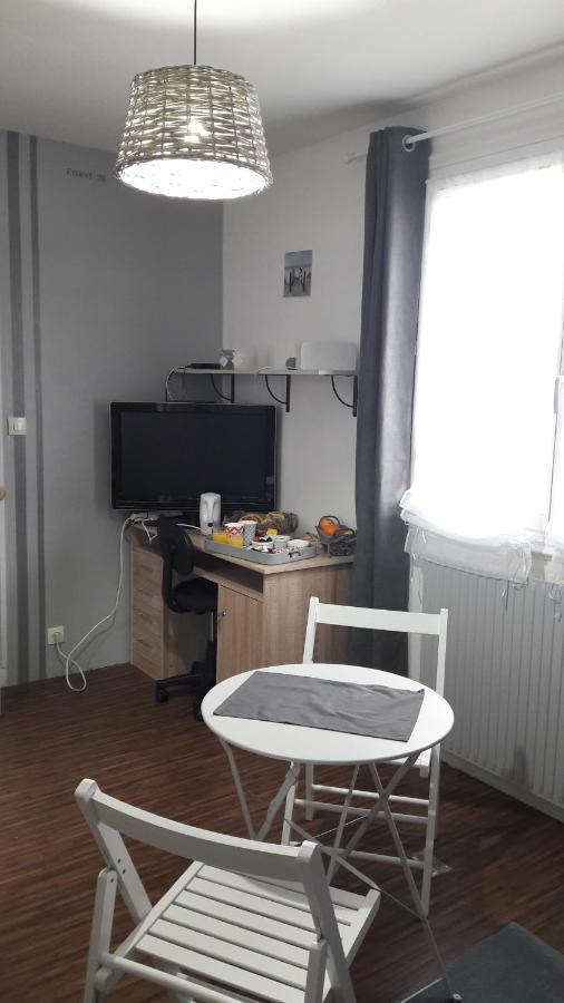 Chambre D'Hote - La Ruche Des Bleuets Mulsanne Exterior foto